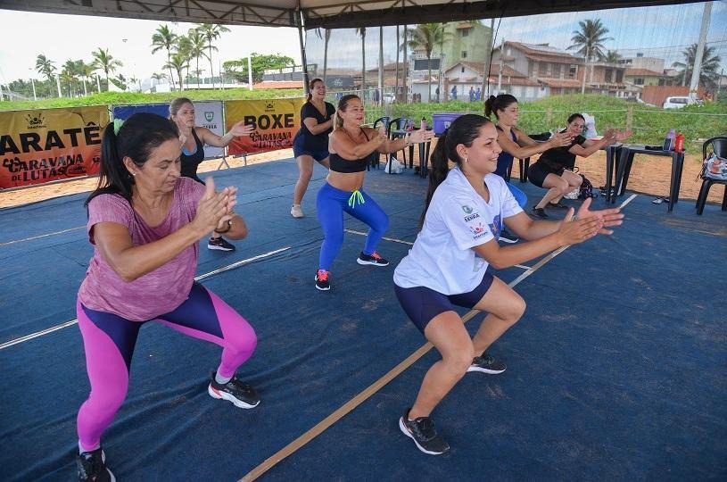 Arena de Verão oferece aulas de bodyboard e karatê neste sábado