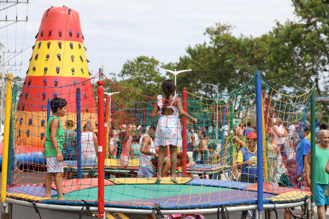 Domingo na Nova Orla: Brinquedos, picolé, pipoca e algodão-doce gratuitos para toda a família