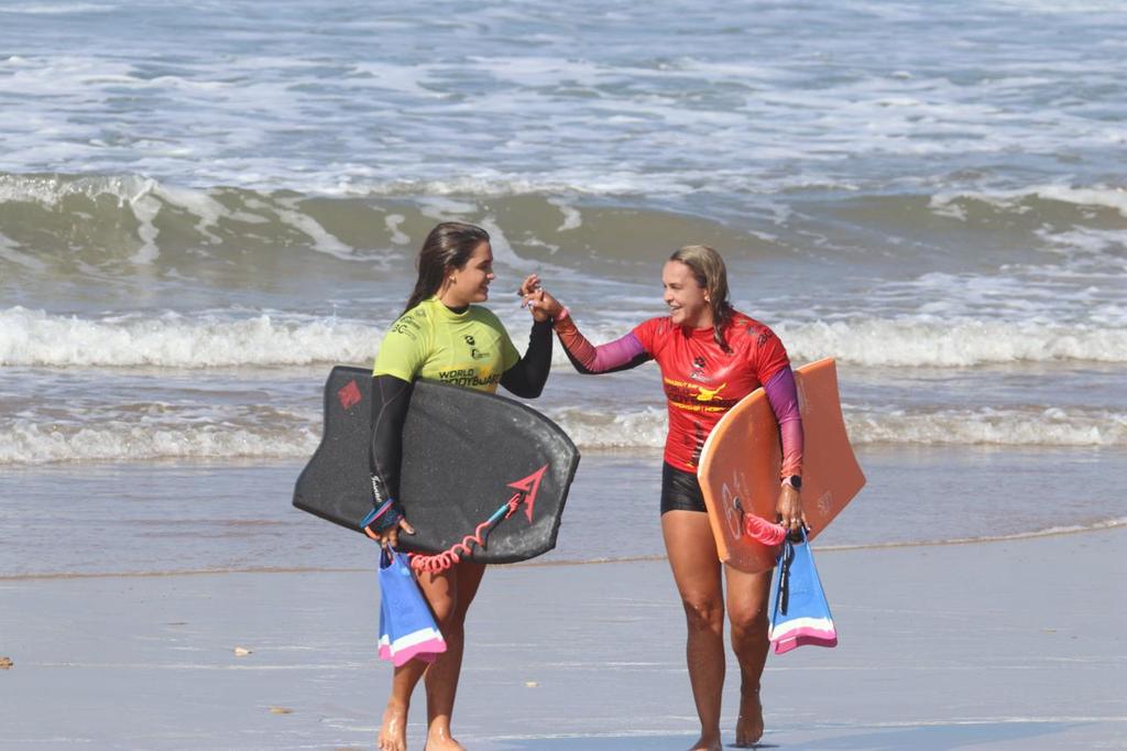 Neymara e Luna tentam garantir passagem para as quartas de final no Circuito Mundial de Bodyboarding, realizado no Marrocos